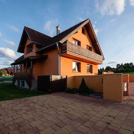 Villa Dam Lipótszentmiklós Kültér fotó